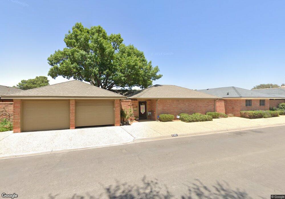 906 Pine Ct, Midland, TX 79705 - photo 1