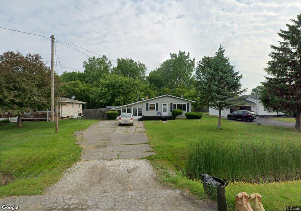 5501 Hopkins Rd, Flint, MI 48506 - photo 1