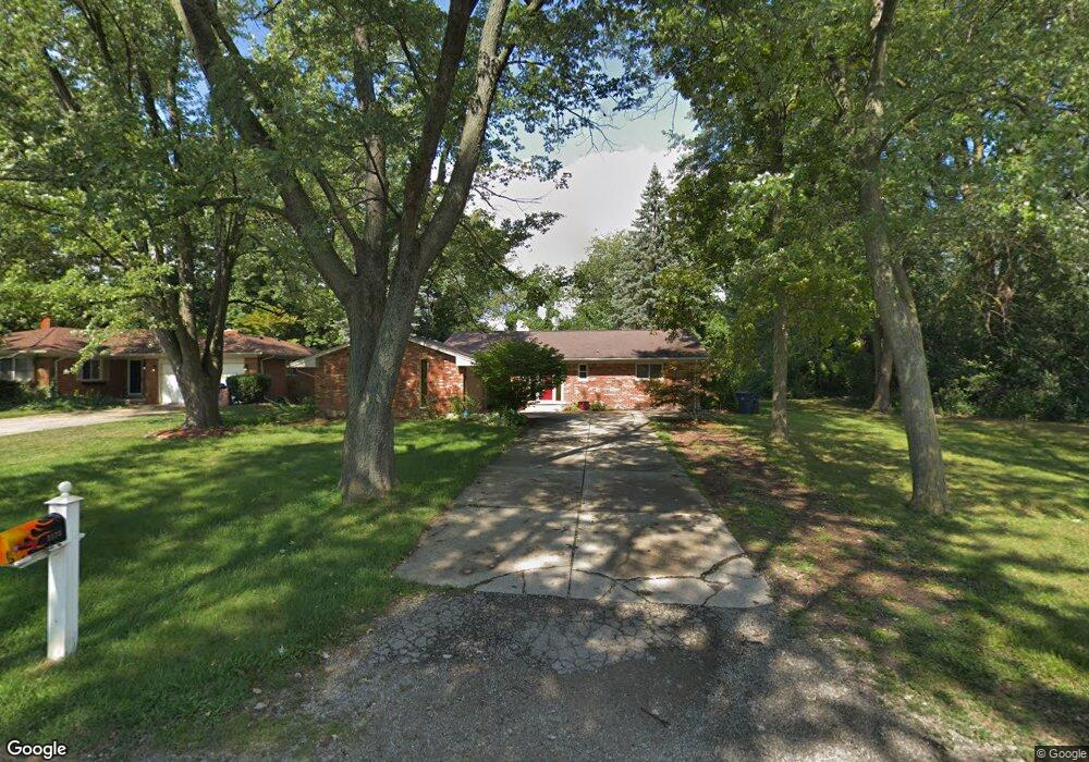 2173 Somerset Rd, Bloomfield Hills, MI 48302 - photo 1