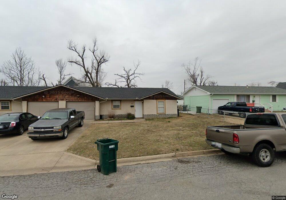 802 N 10th St, Rogers, AR 72756 - photo 1