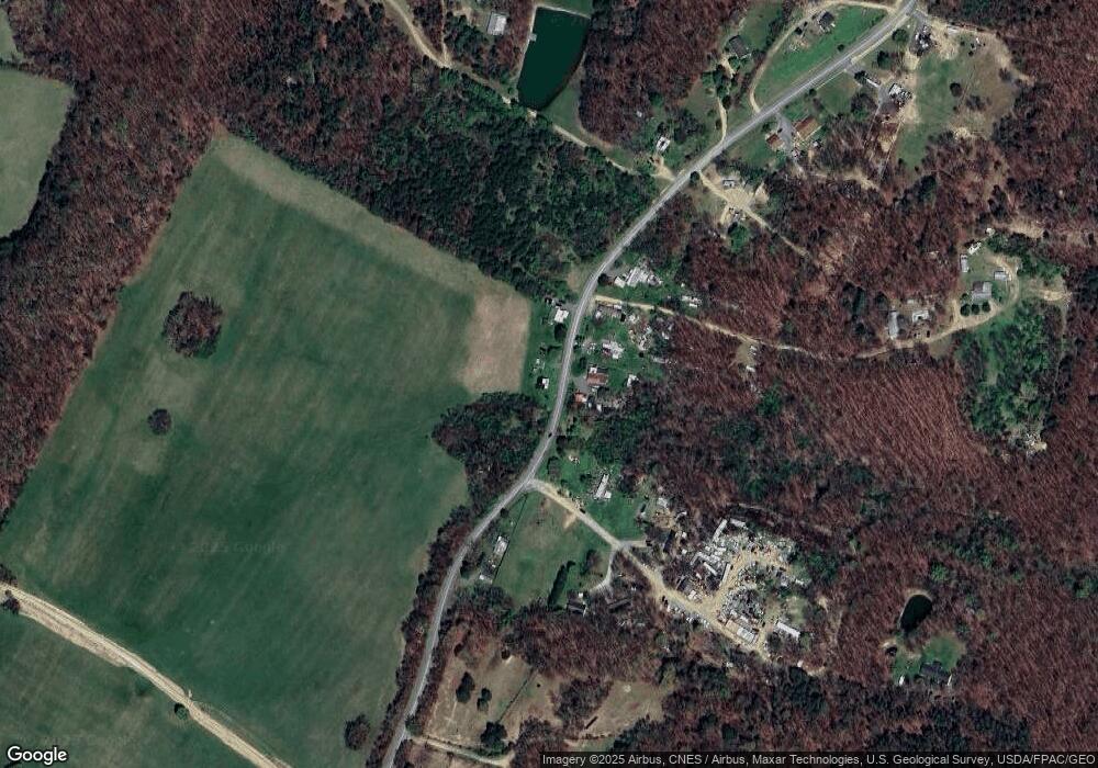 780 N Timber Ridge Rd, Cross Junction, VA 22625 - photo 1