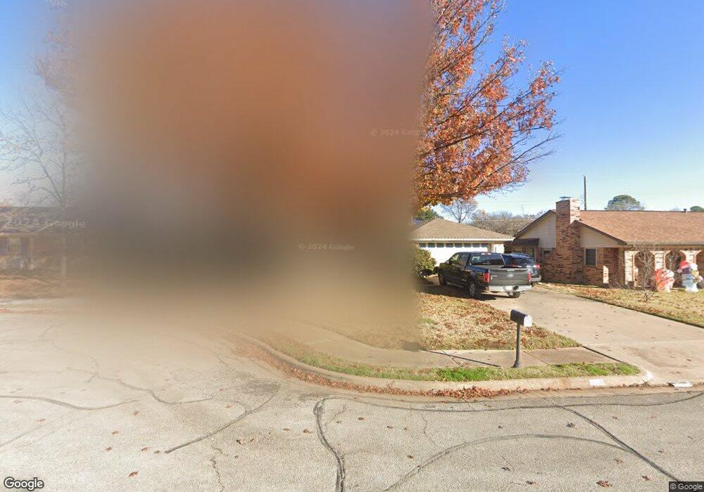 904 Shell Ct, Bedford, TX 76022 - photo 1