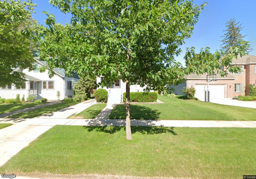 313 N Larch Ave, Elmhurst, IL 60126 - photo 1