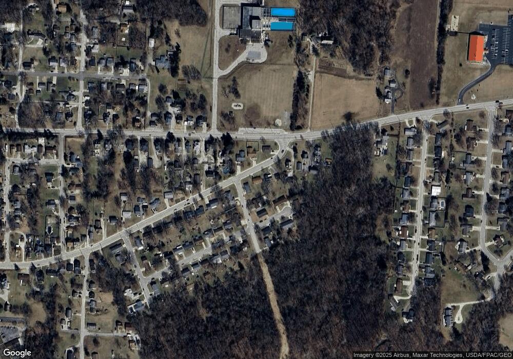 1011 Fielding Rd, Sidney, OH 45365 - photo 1