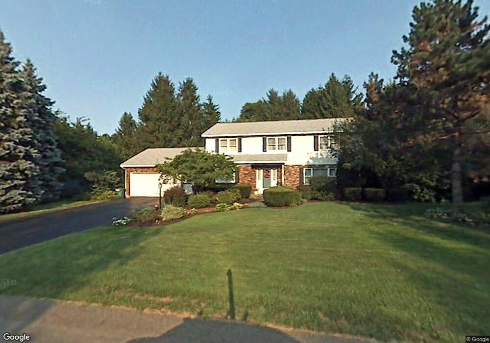 1210 Viewmont Dr, Schenectady, NY 12309 - photo 1