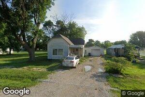 405 W 1st St, Coffeen, IL 62017