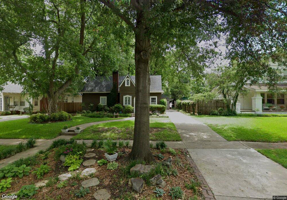 1418 Bixby St, Ardmore, OK 73401 - photo 1