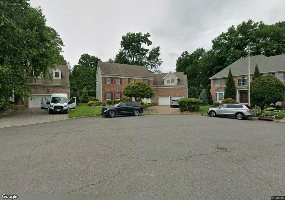 315 Megan Ct, Wyckoff, NJ 07481 - photo 1