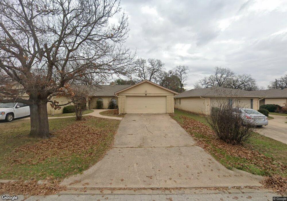 516 Billie Ruth Ln unit 516, Hurst, TX 76053 - photo 1