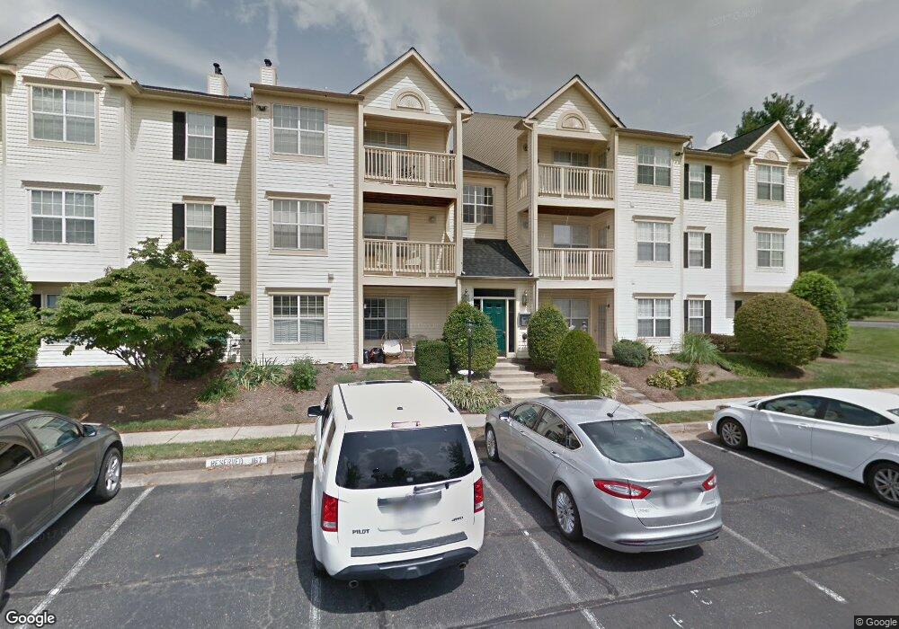 10998 Koman Cir, Manassas, VA 20109 - photo 1