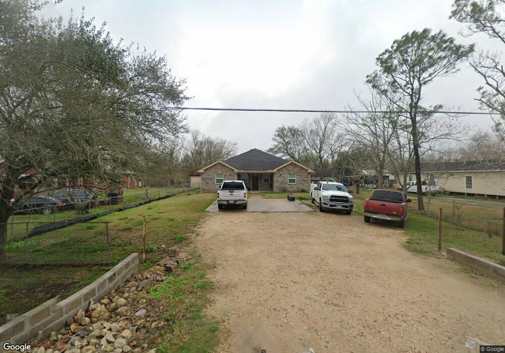 3922 Statesman Dr, Alvin, TX 77511 - photo 1