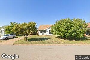 130 S Phillips Ave, Leedey, OK 73654
