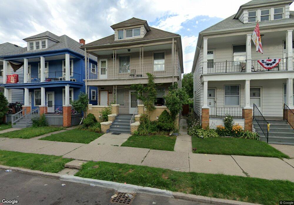 9489 Charest St, HamtraMcK, MI 48212 - photo 1