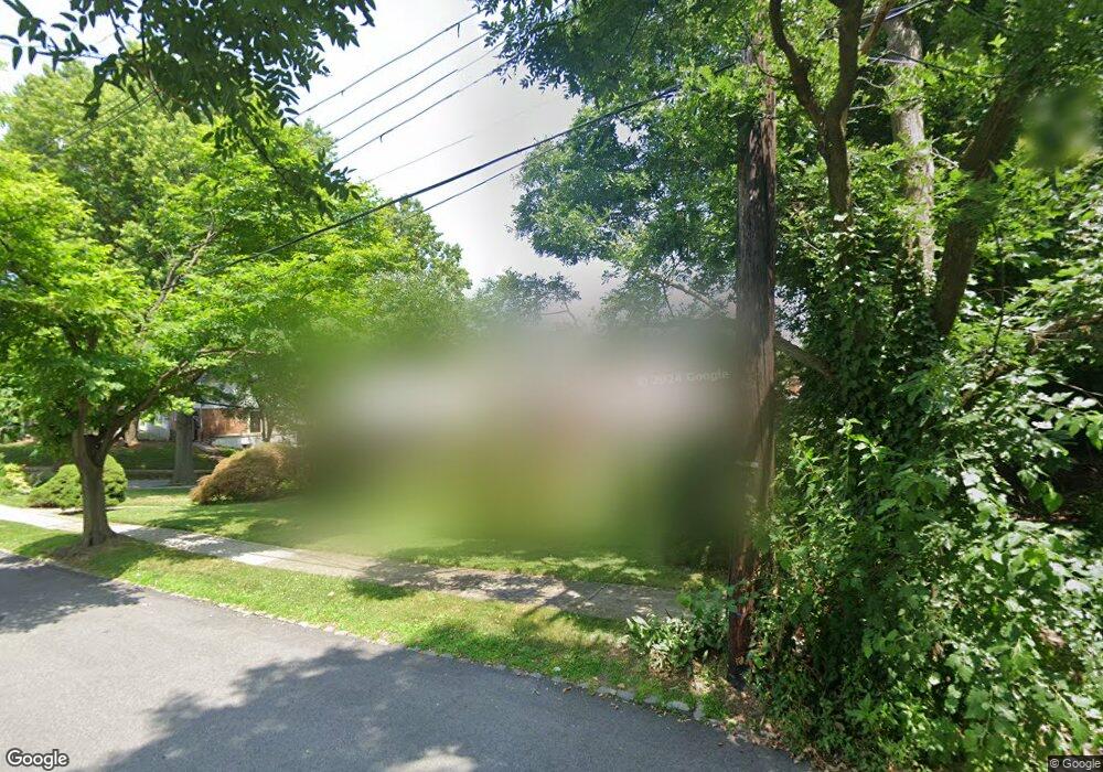 3405 East Dr, Little Neck, NY 11363 - photo 1