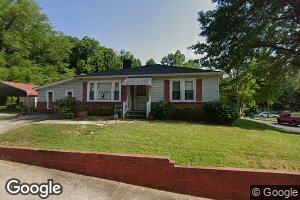 131 5th Ave SW, Hickory, NC 28602