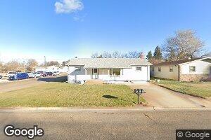 108 8th Ave NW, Bowman, ND 58623