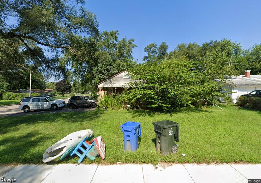 2 Alameda Dr, Carpentersville, IL 60110 - photo 1