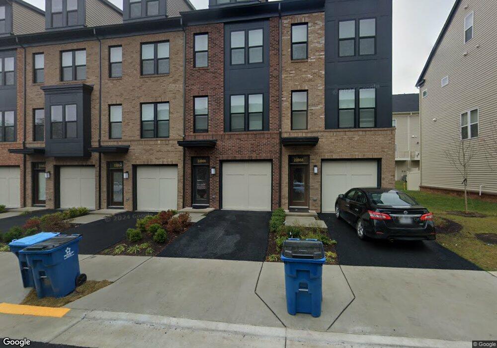 22866 Baby Fawn Square, Ashburn, VA 20148 - photo 1