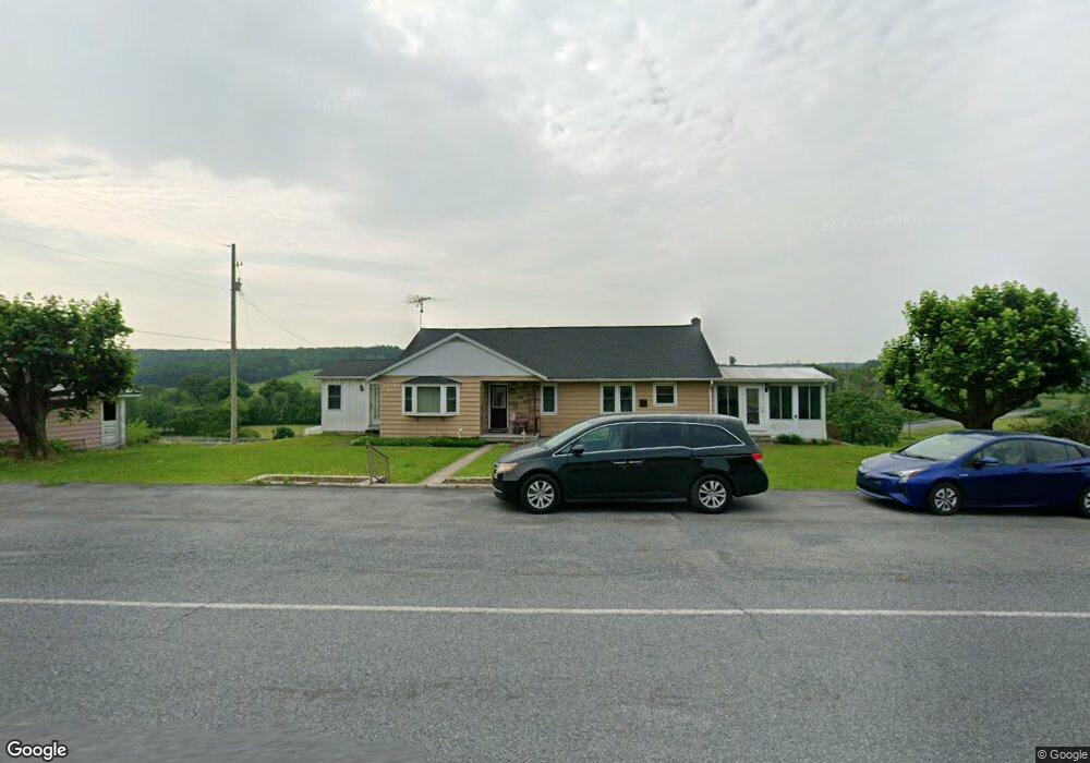 1814 Chestnut St, New Ringgold, PA 17960 - photo 1