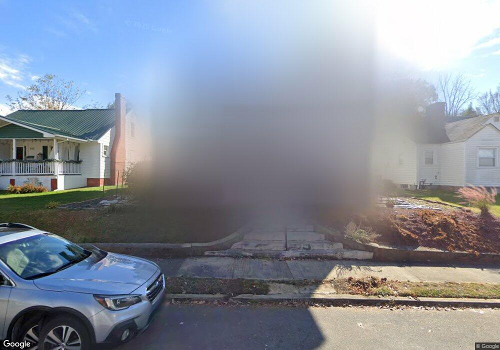 305 Locust Streetwest, Johnson City, TN 37604 - photo 1