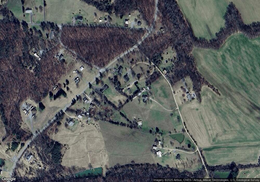 58 Puffenburger Ln, Hedgesville, WV 25427 - photo 1