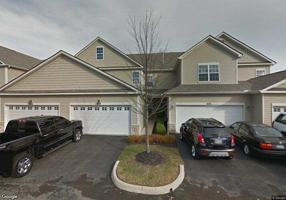 9074 Scenic View Cir unit 9074, Columbus, OH 43240 - photo 1