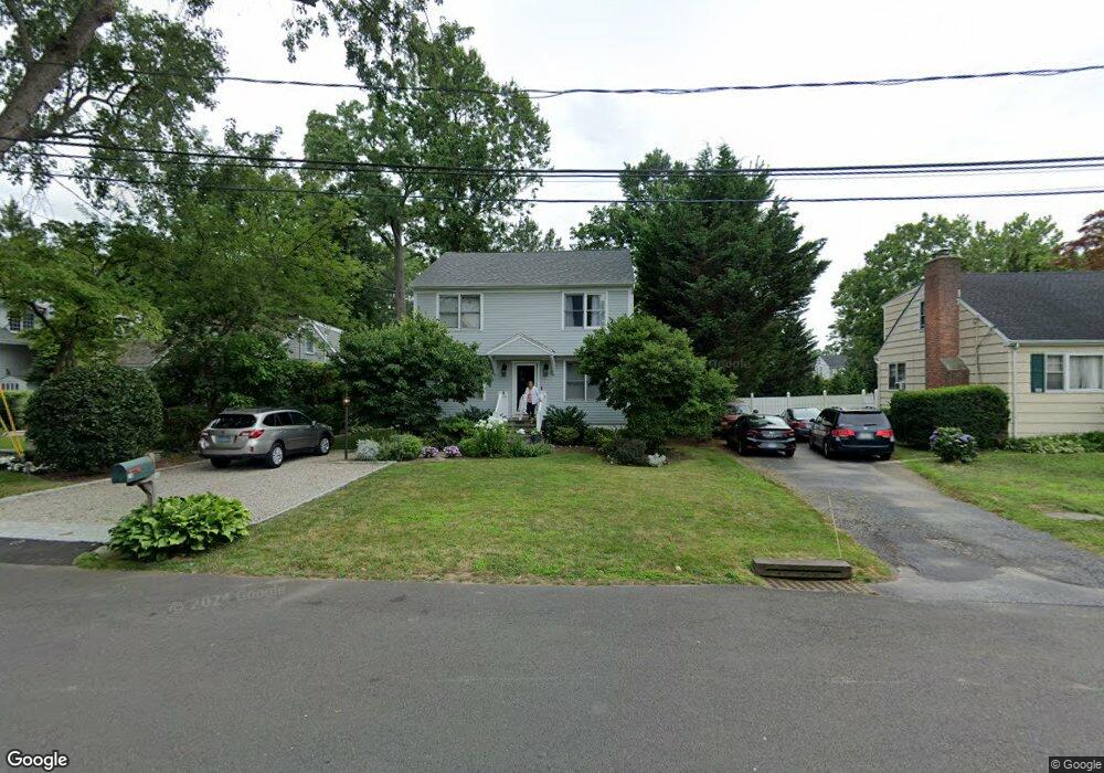 18 Irvine Rd, Old Greenwich, CT 06870 - photo 1