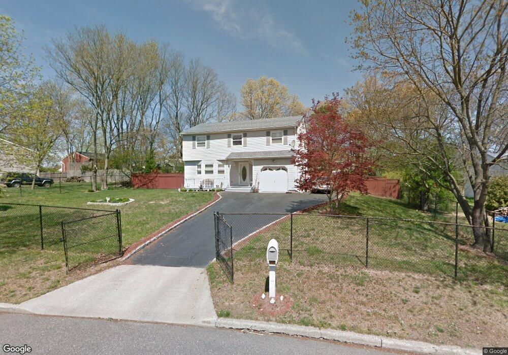 2703 Waverly Ave, Medford, NY 11763 - photo 1