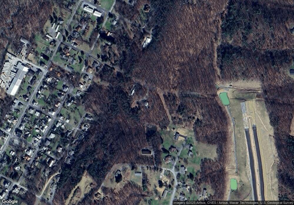 648 Sleepyview Ln, Berkeley Springs, WV 25411 - photo 1