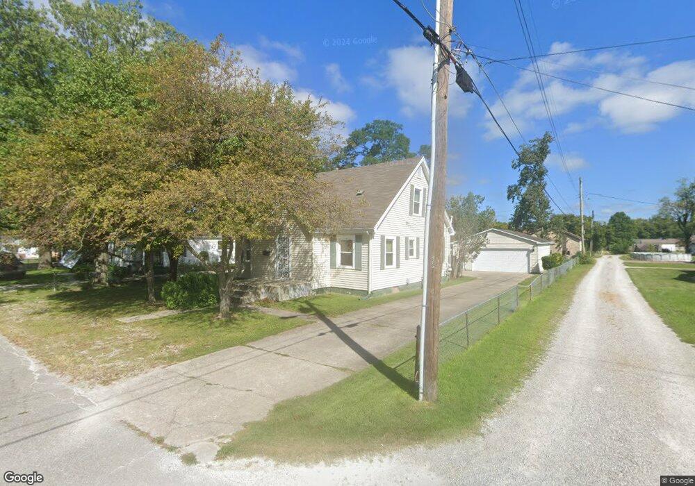 2352 Wallace Ave, Columbus, IN 47201 - photo 1