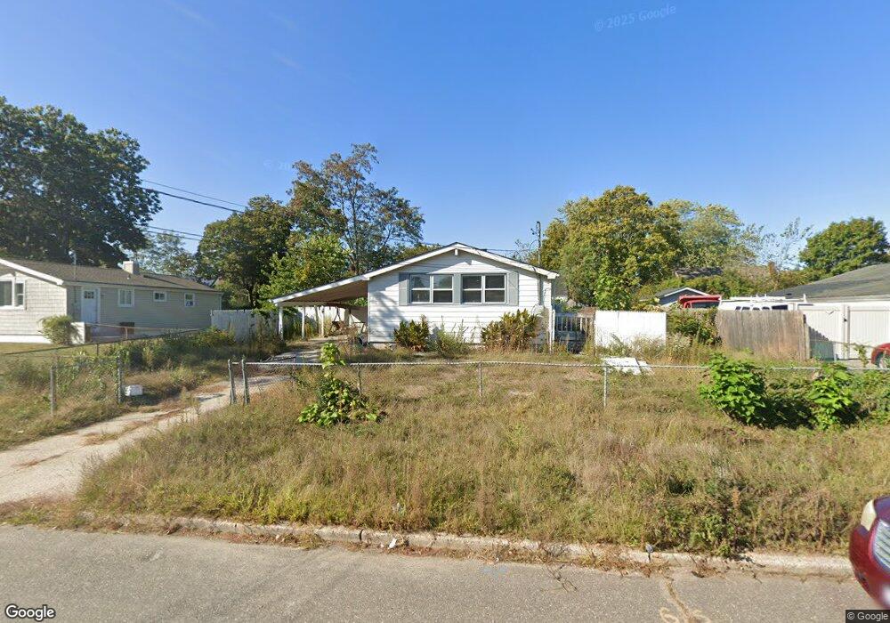 55 Hackmatac St, Central Islip, NY 11722 - photo 1