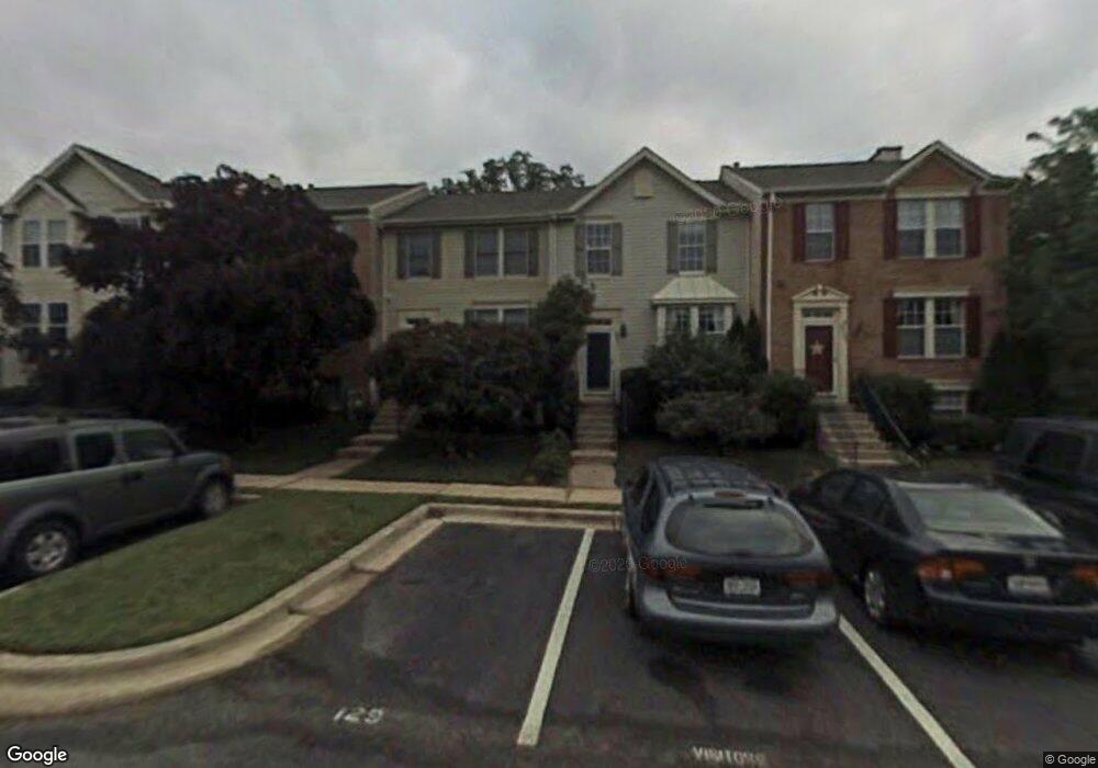 8626 Pine Meadows Dr, Odenton, MD 21113 - photo 1