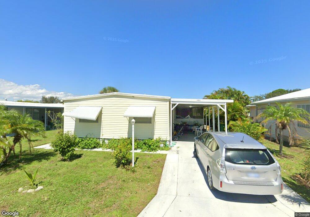 922 Laurel Cir, Sebastian, FL 32976 - photo 1