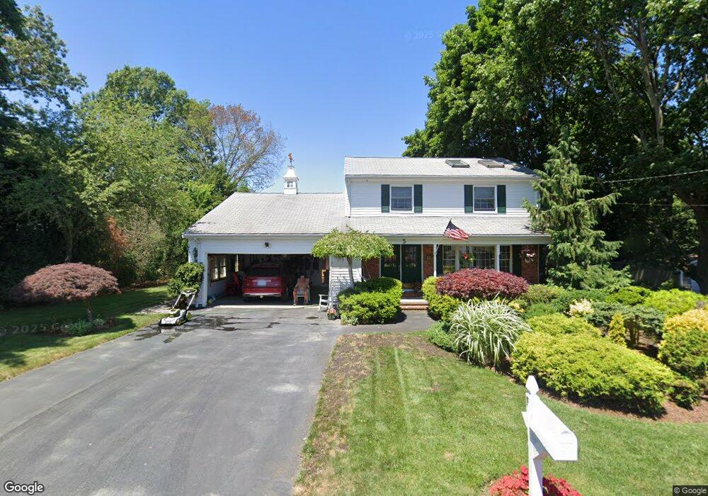 5 Elm St, Saugus, MA 01906 - photo 1