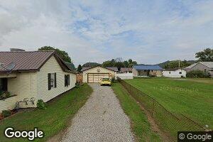 155 Silver St, Poca, WV 25159