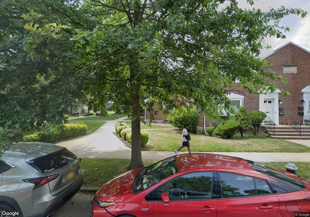 26353 74th Ave, Glen Oaks, NY 11004 - photo 1