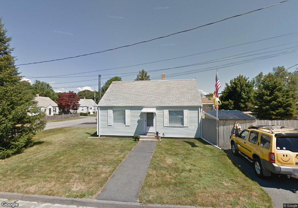 9 Admiral Ct, Middletown, RI 02842 - photo 1