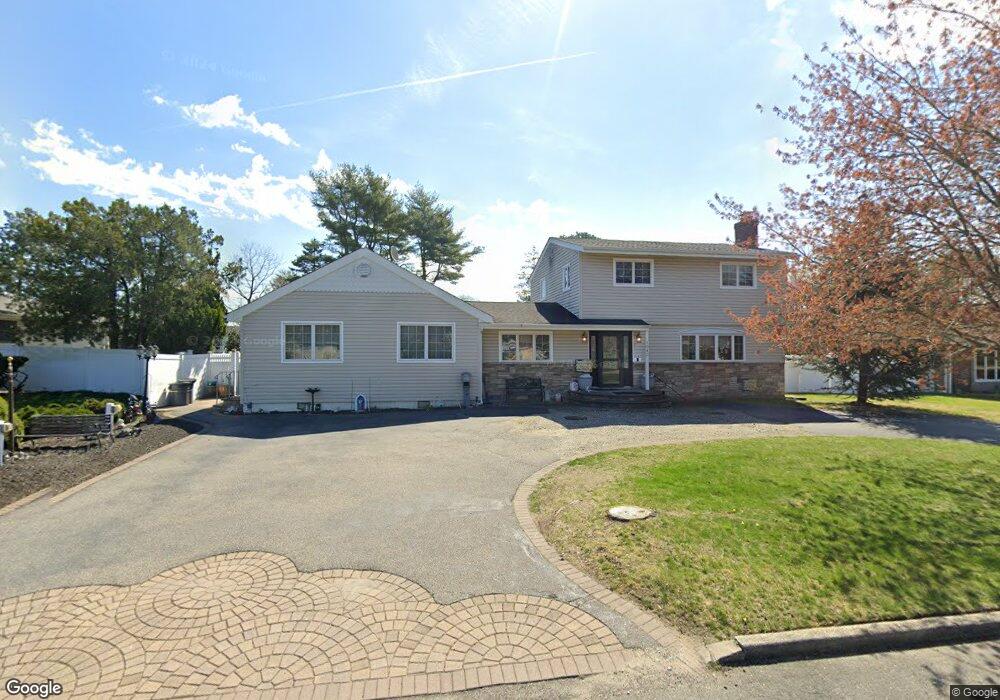 1042 Commack Rd, Dix Hills, NY 11746 - photo 1