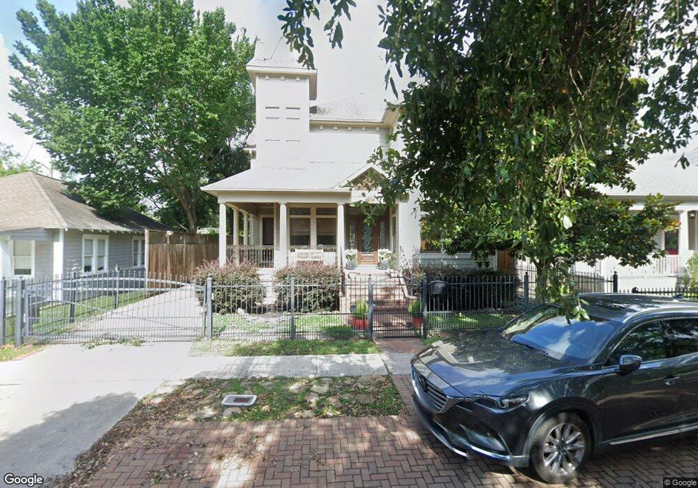 915 Oxford St, Houston, TX 77008 - photo 1