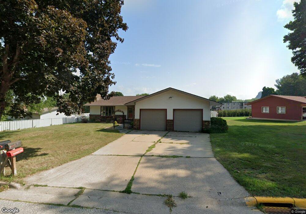 1602 Clubview Rd, Winona, MN 55987 - photo 1