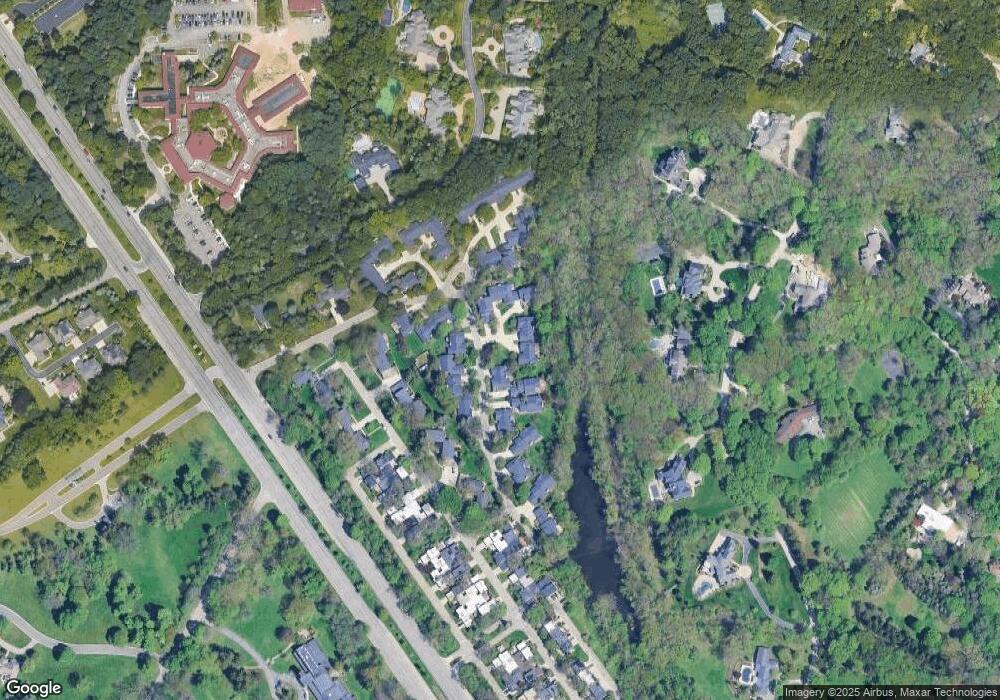 1036 Stratford Place, Bloomfield Hills, MI 48304 - photo 1