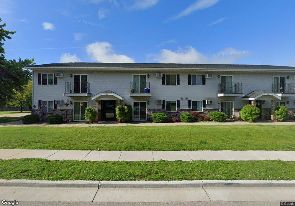 181 James St unit 12, Slinger, WI 53086 - photo 1