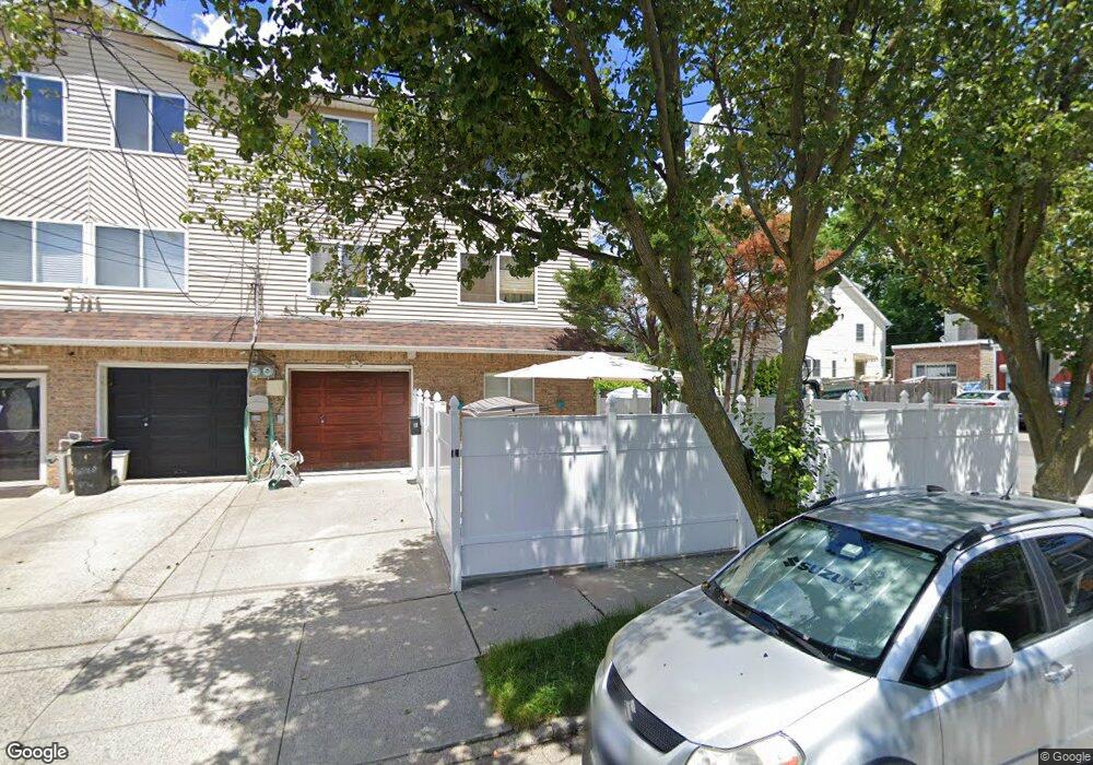 12 Giles Place, Staten Island, NY 10304 - photo 1