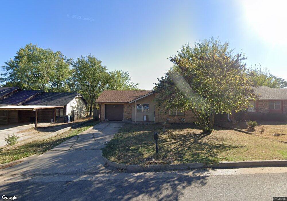 1823 W Rosa St, Shawnee, OK 74804 - photo 1