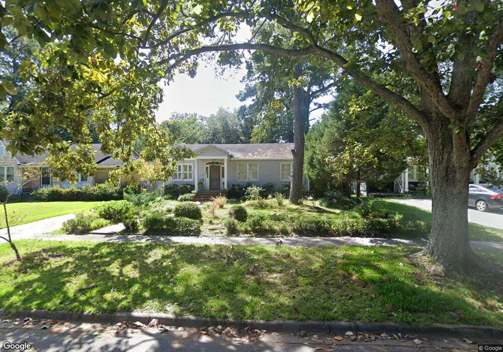 211 E 66th St, Savannah, GA 31405 - photo 1