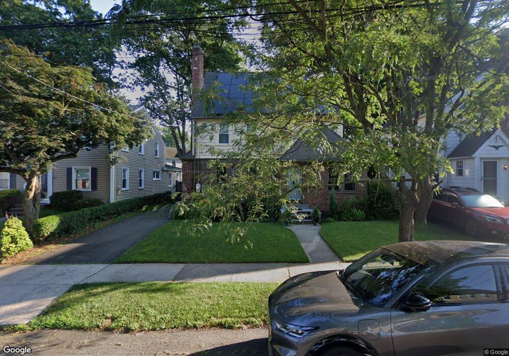 127 Wakefield St, Hamden, CT 06517 - photo 1