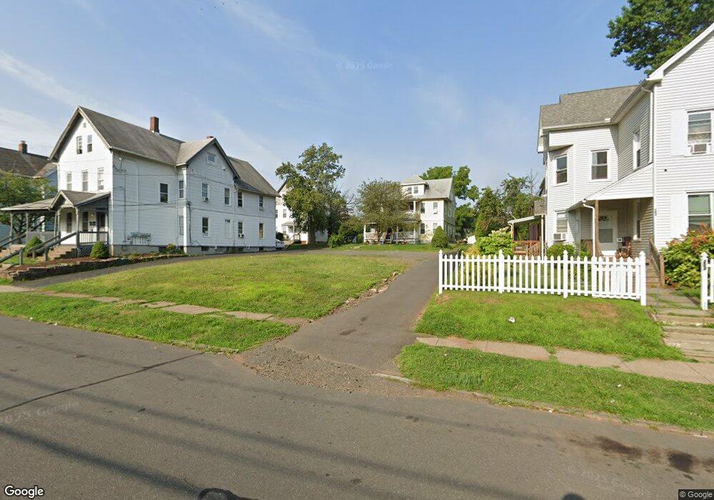 207 Maple St, New Britain, CT 06051 - photo 1