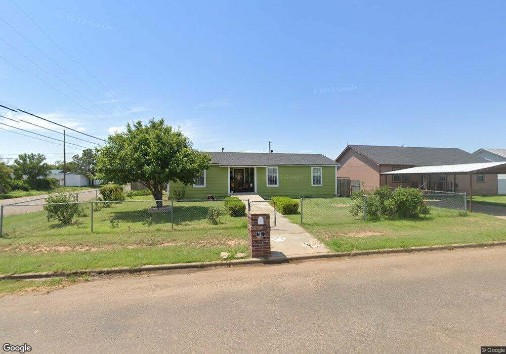 701 W 28th St, Plainview, TX 79072 - photo 1