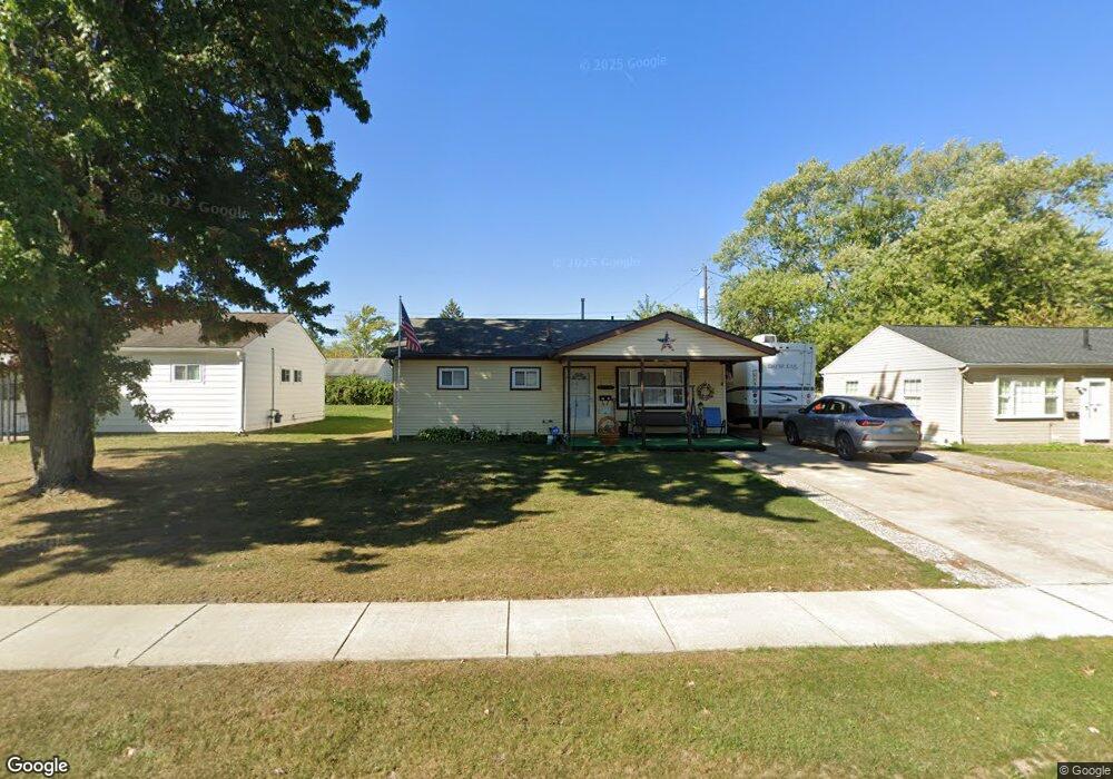 4130 Riverside Dr, Lorain, OH 44055 - photo 1