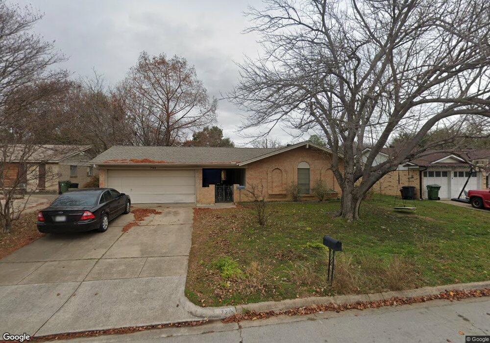 720 Ponderosa Dr, Hurst, TX 76053 - photo 1